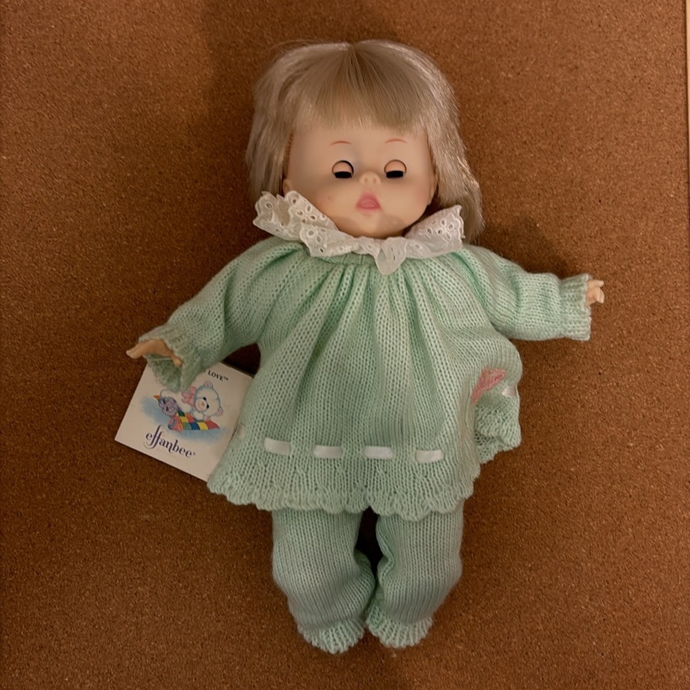 1988 Effanbee Baby to Love Doll Button Nose Knitted Outfit Green FB 8159 NEW